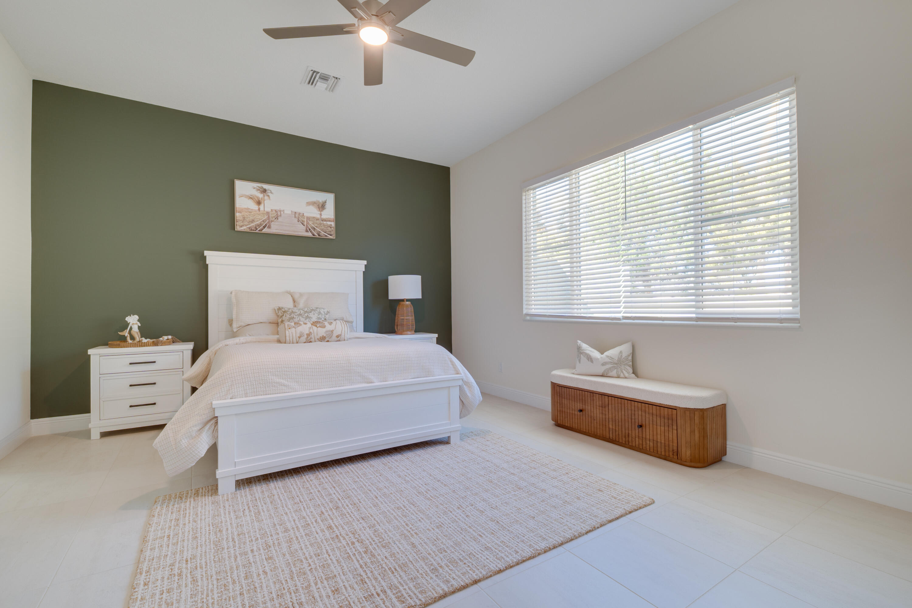 2005 Bridgepointe Circle, Unit 98 Vero Beach, FL 32967 - Photo 17 of 44 CM MEDIA-17