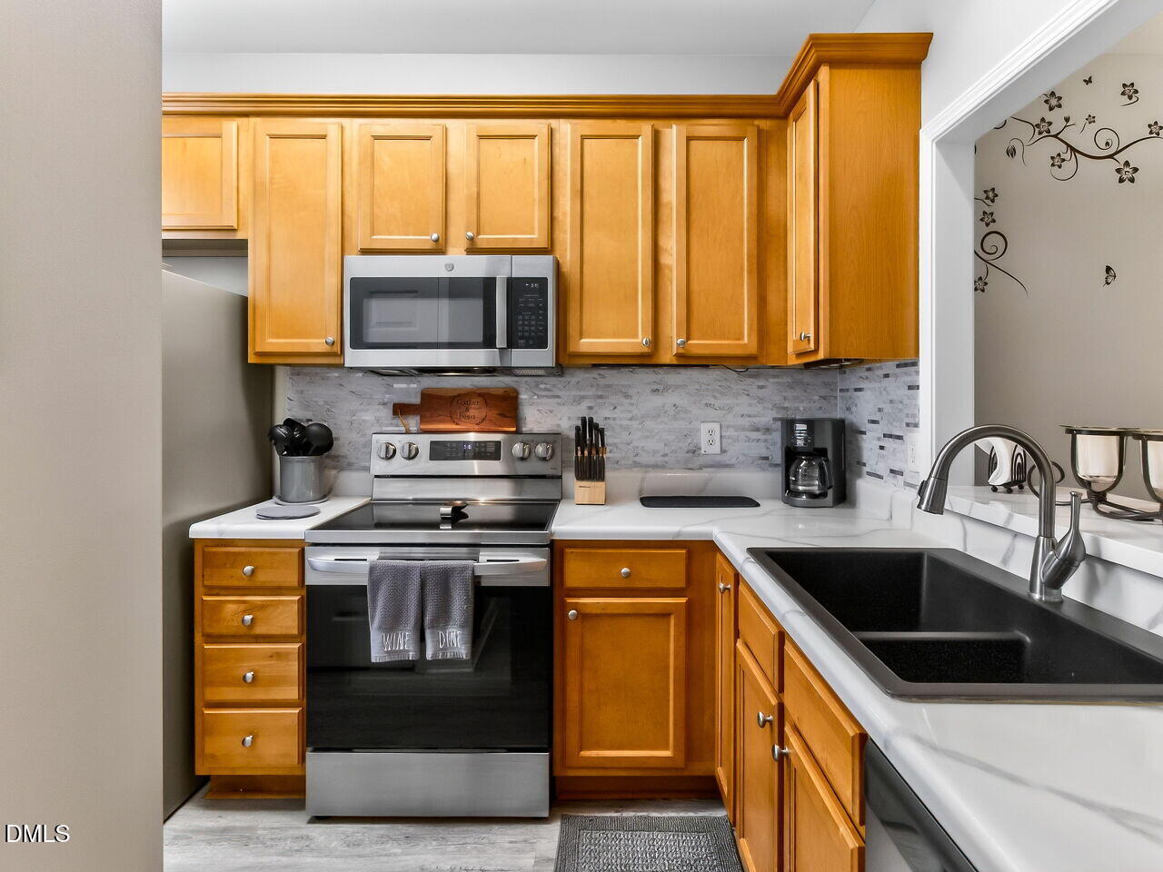 844 Horton Road, Unit 56 Durham, NC 27704 - Photo 4 of 30 004-1280x960-kitchen