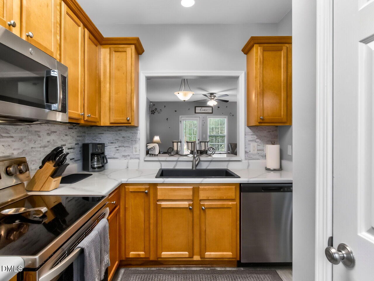 844 Horton Road, Unit 56 Durham, NC 27704 - Photo 5 of 30 005-1280x960-kitchen