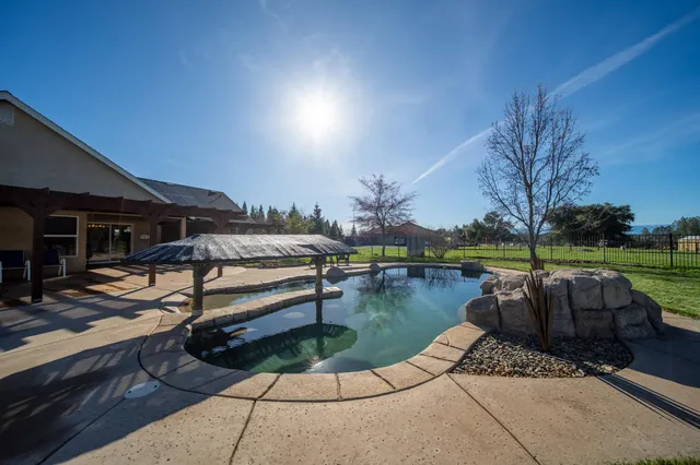 $650,000 | 17310 Marianas Way, Cottonwood, CA 96022