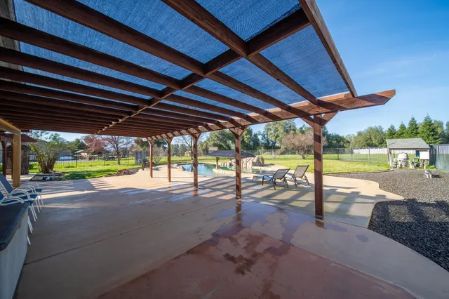 $650,000 | 17310 Marianas Way, Cottonwood, CA 96022