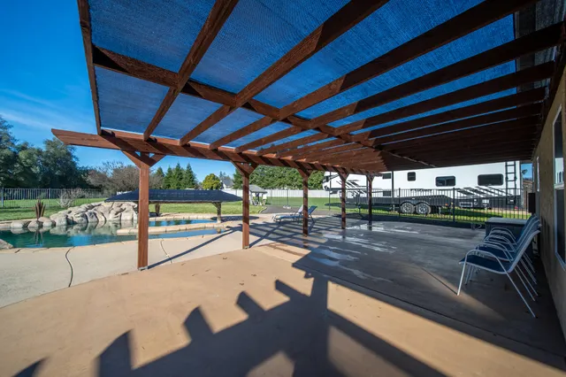 $650,000 | 17310 Marianas Way, Cottonwood, CA 96022