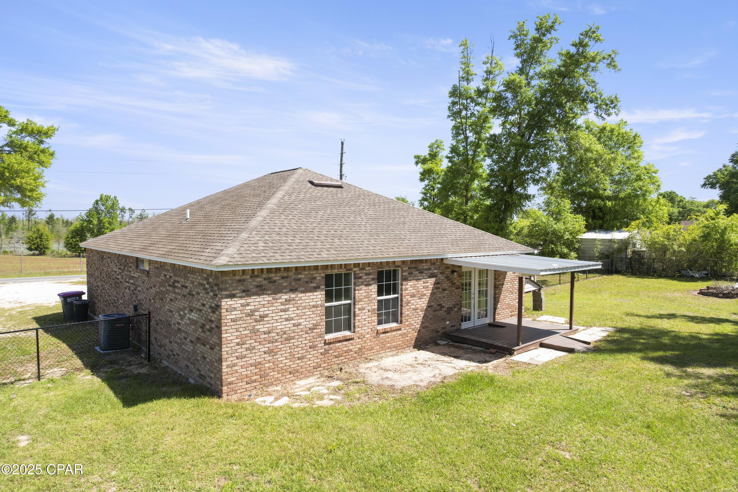 8140 Campflowers Road Youngstown, FL 32466 - Photo 3 of 22