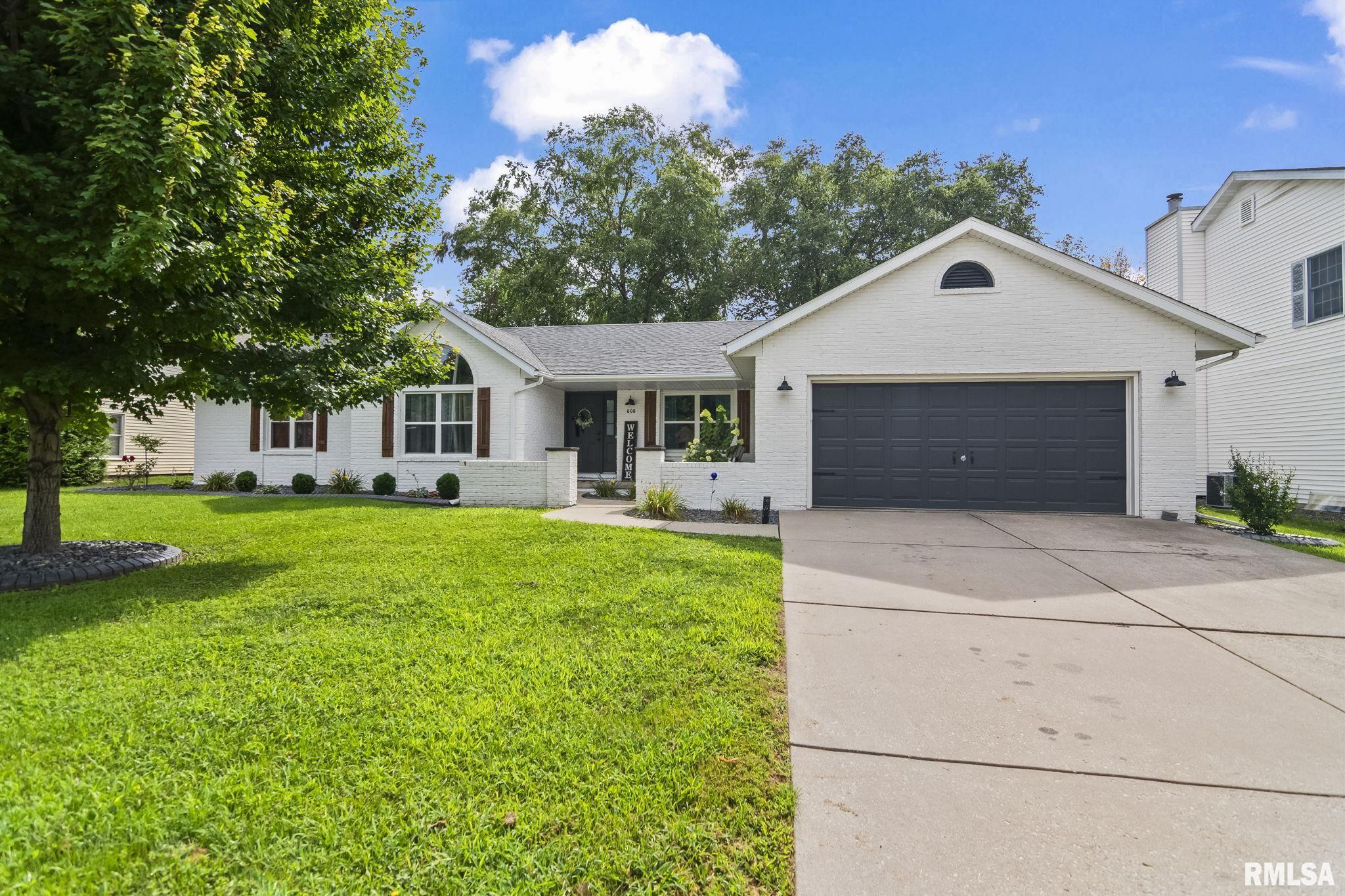 608 Tecumseh Trail Springfield, IL 62711 - Photo 1 of 43 Gallery Image 1