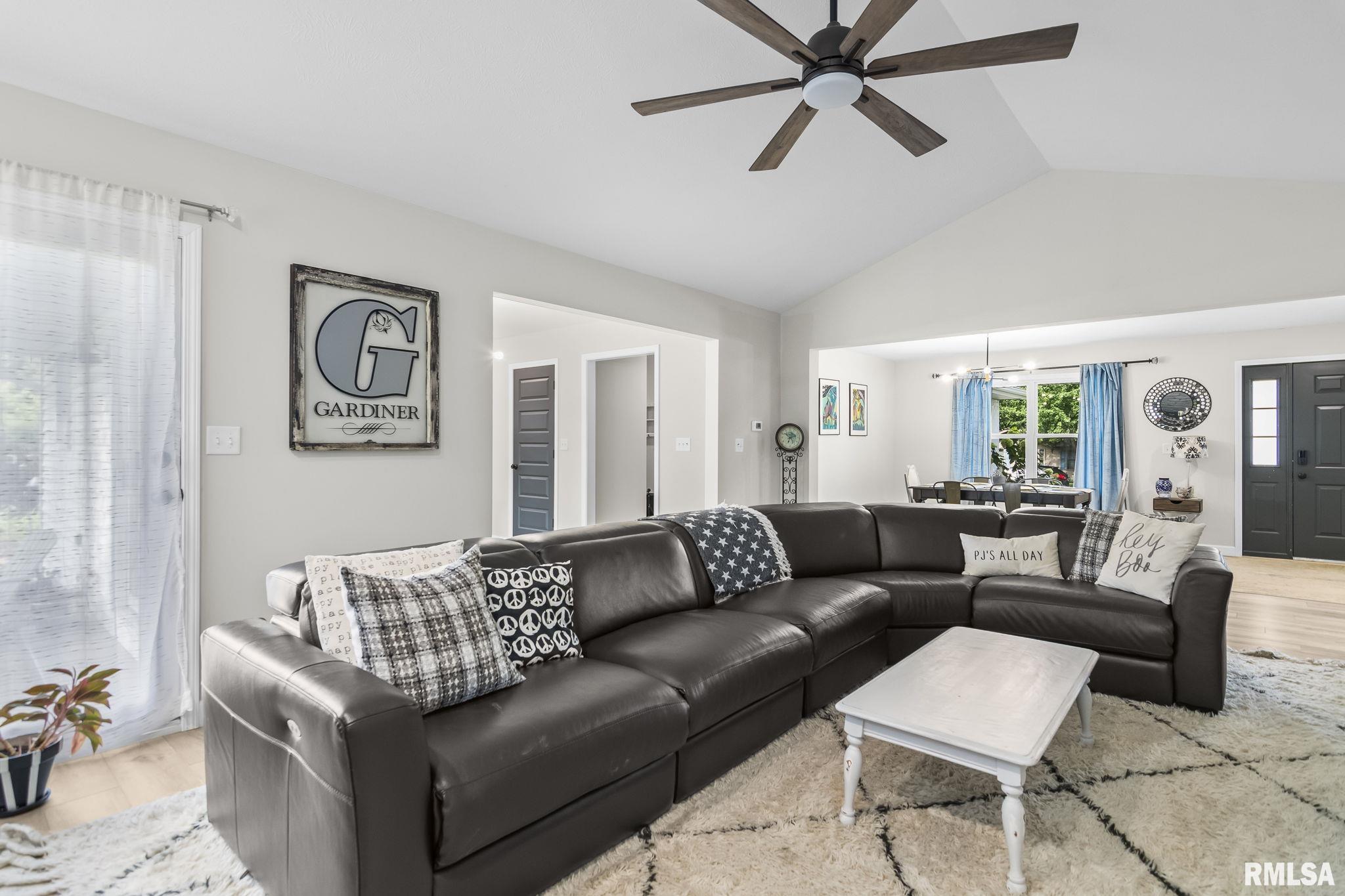 608 Tecumseh Trail Springfield, IL 62711 - Photo 6 of 43 Gallery Image 6