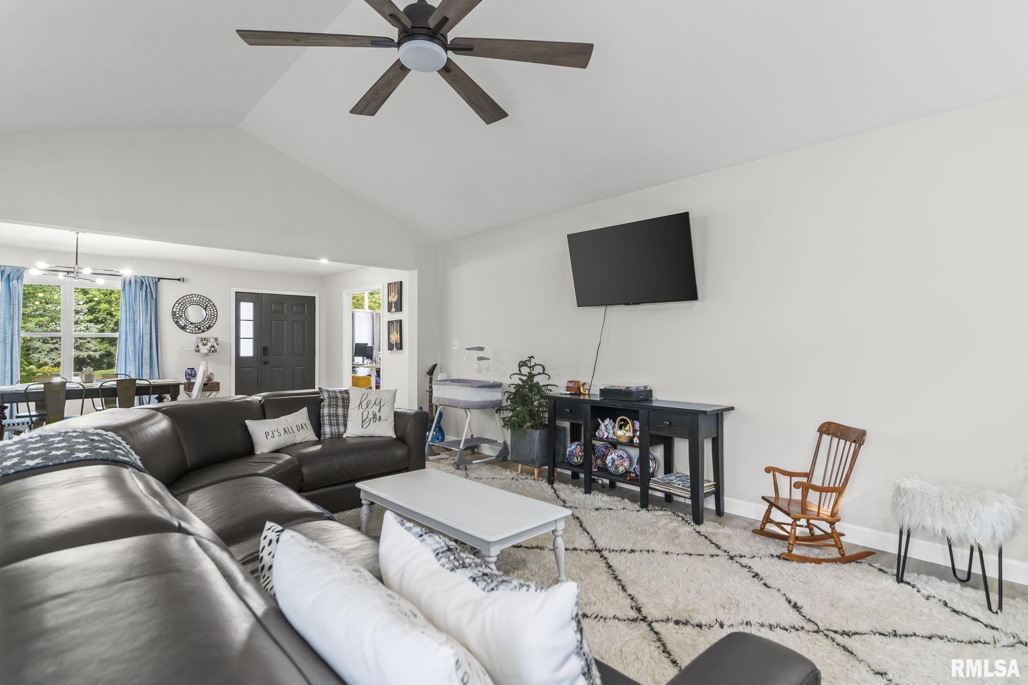 608 Tecumseh Trail Springfield, IL 62711 - Photo 7 of 43 Gallery Image 7