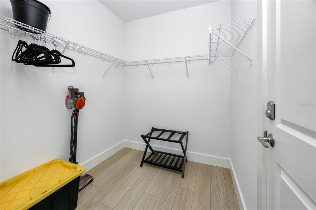 300 150th Avenue, Unit 502 Madeira Beach, FL 33708 - Photo 28 of 52 a view of a room with gym equipment