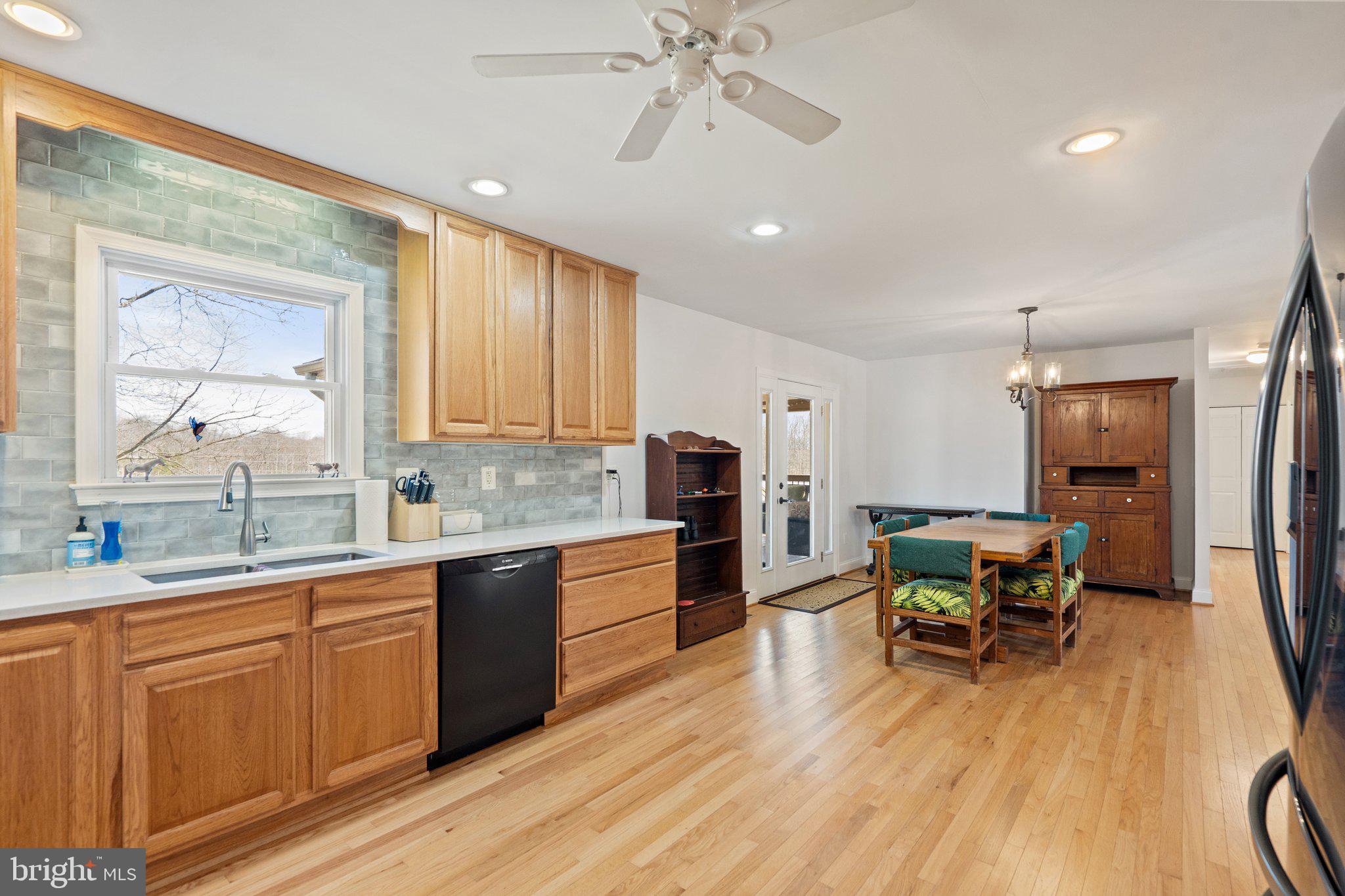 9107 Grasty Gold Mine Road Rhoadesville, VA 22542 - Photo 14 of 54 Kitchen