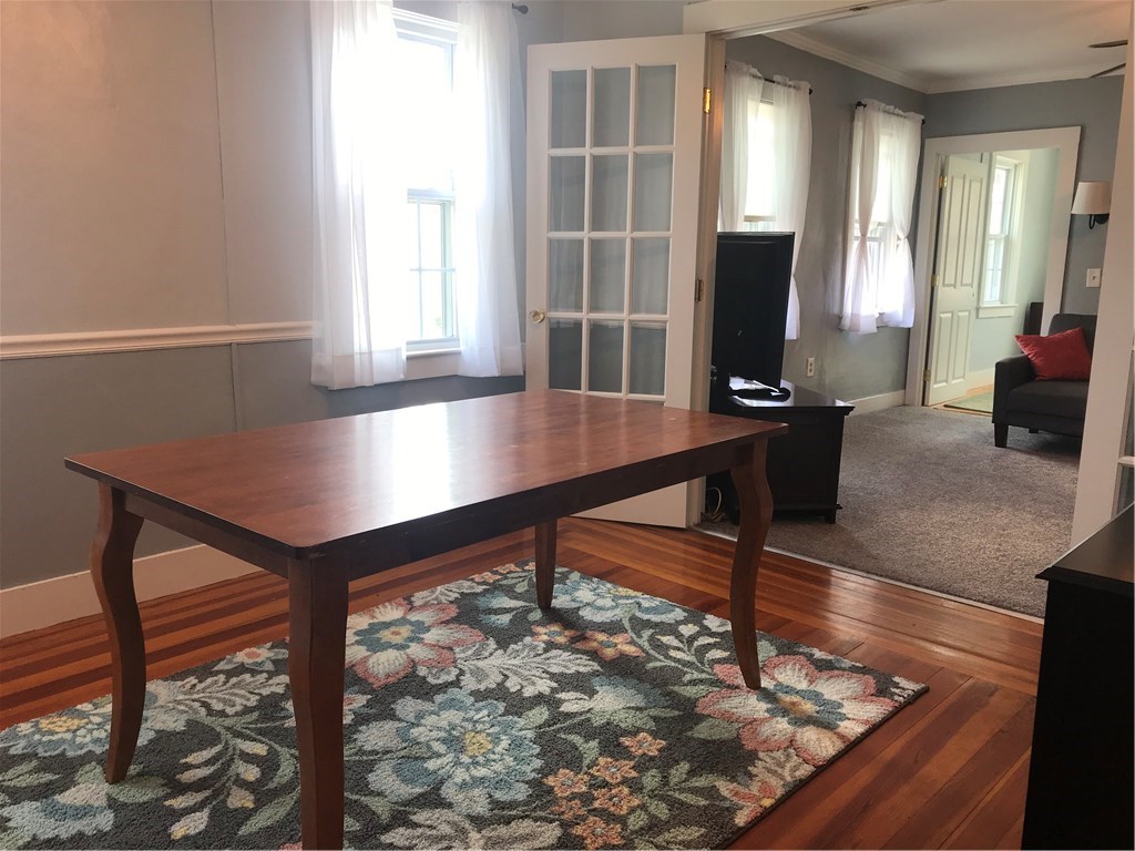 27 Barney Street Warren, RI 02885 - Photo 11 of 26