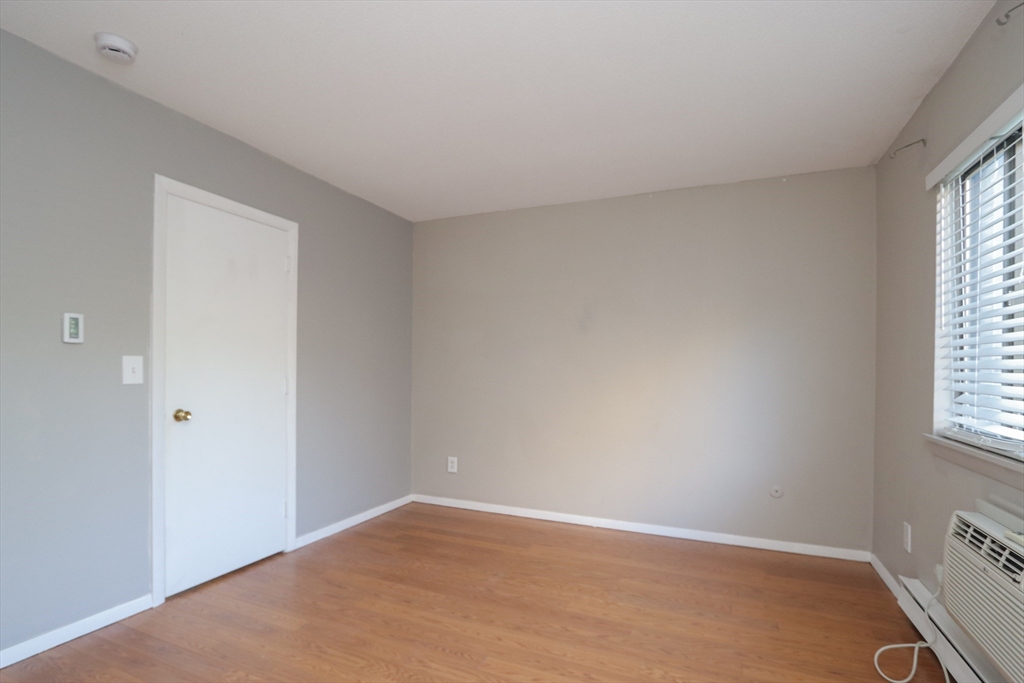 170 East Hadley Road, Unit 13 Amherst, MA 01002 - Photo 17 of 38