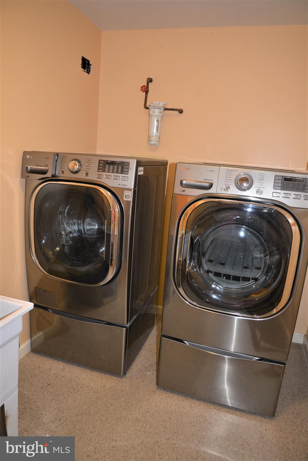 11 Ridgeway Road Stafford, VA 22556 - Photo 58 of 61 Laundry Room