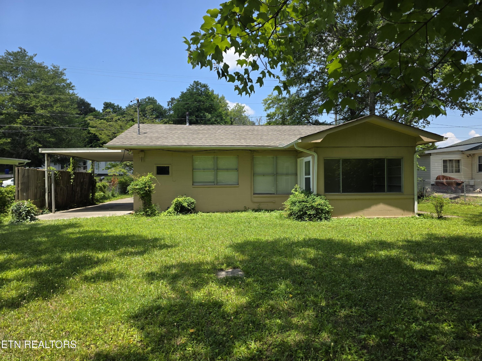 103 South Purdue Avenue Oak Ridge, TN 37830 - Photo 4 of 15 Gallery Image 4