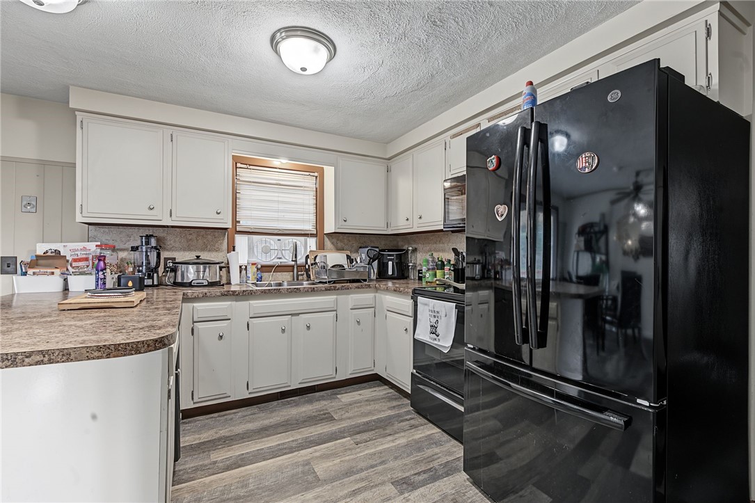 26 Lillian Road Johnston, RI 02919 - Photo 9 of 50 Gallery Image 9