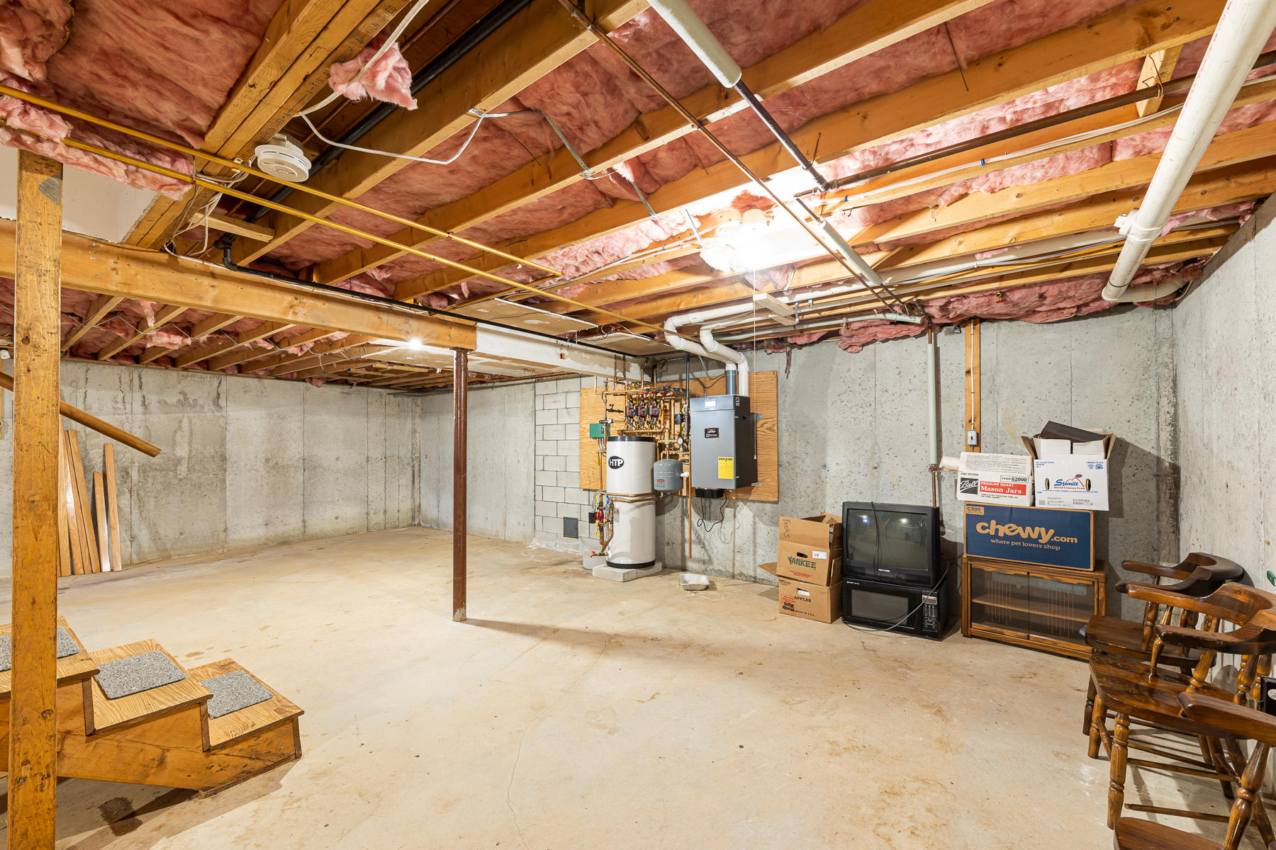 24 Hilltop Road Mashpee, MA 02649 - Photo 33 of 42 24HilltopRdMashpee-8638