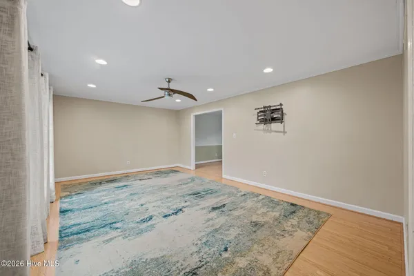 $420,000 | 327 Plantation Drive, New Bern, NC 28562