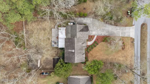 $420,000 | 327 Plantation Drive, New Bern, NC 28562