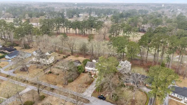 $420,000 | 327 Plantation Drive, New Bern, NC 28562