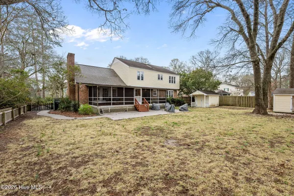$420,000 | 327 Plantation Drive, New Bern, NC 28562