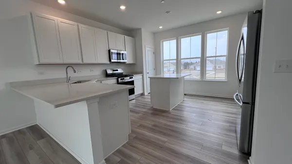 $2,900 | 12387 Tinsley Street, Huntley, IL 60142