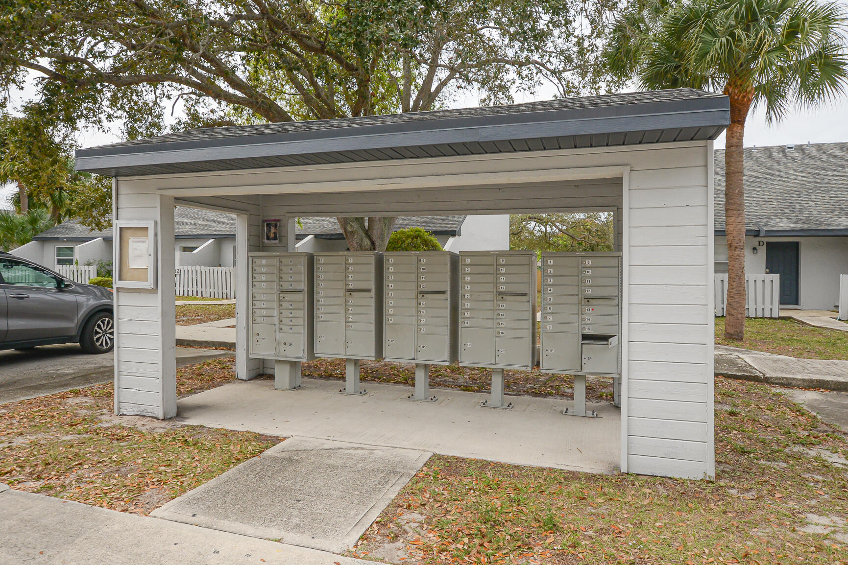 2007 Oleander Boulevard, Unit B Fort Pierce, FL 34950 - Photo 20 of 21 a view of a house with a outdoor space