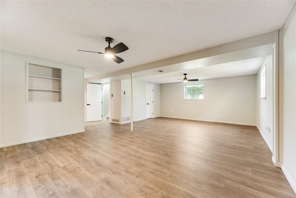 206 Senter Valley Road Irving, TX 75060 - Photo 13 of 27