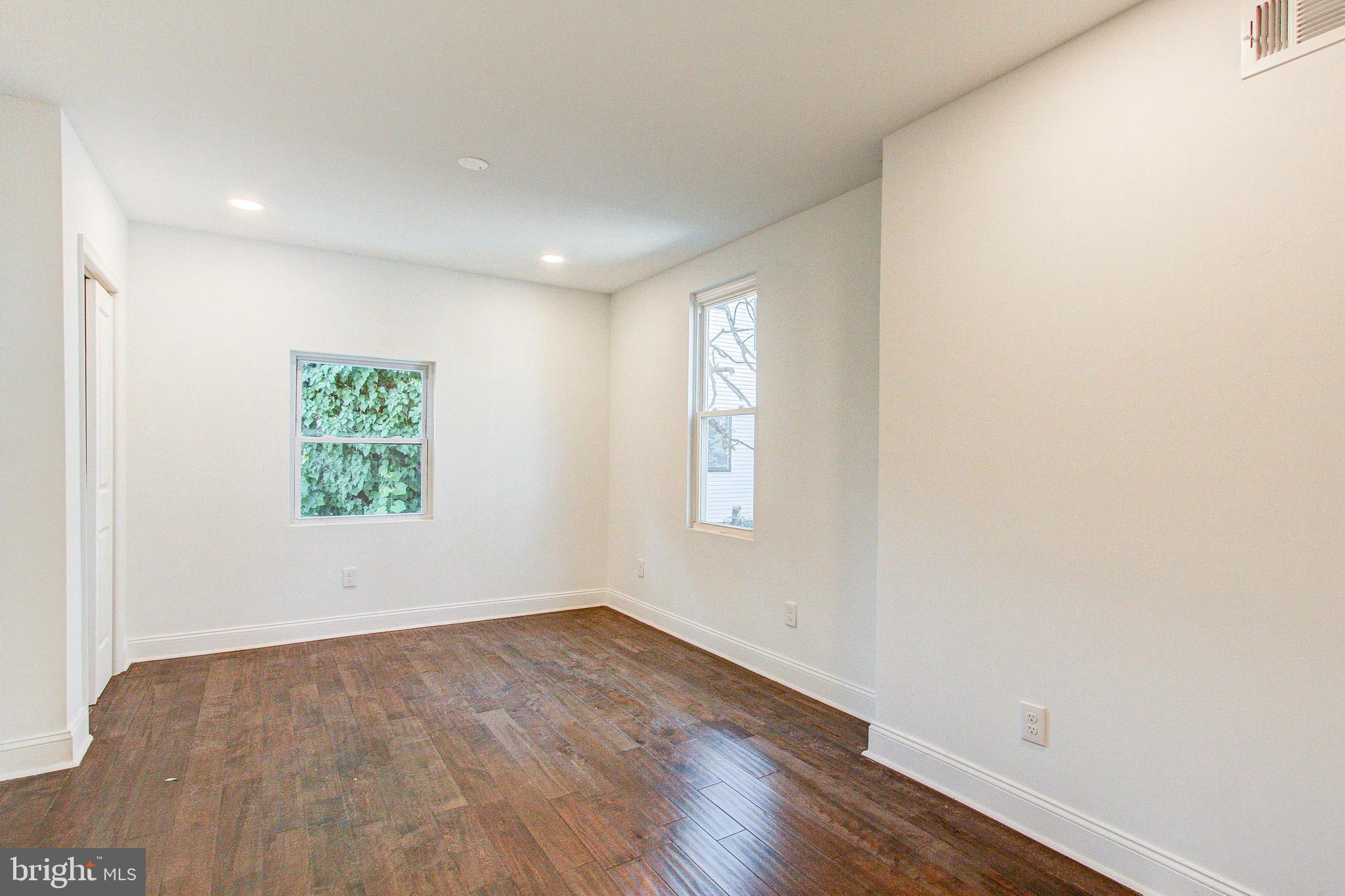 2028 Tasker Street Philadelphia, PA 19145 - Photo 23 of 52 Gallery Image 23
