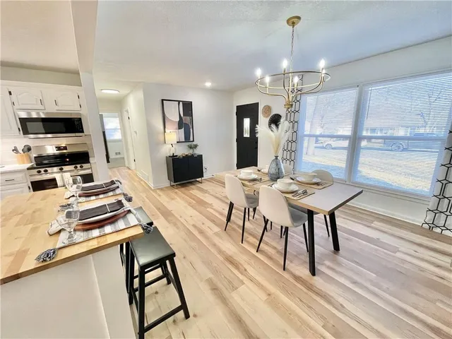 $324,900 | 6012 North Michigan Avenue, Gladstone, MO 64118