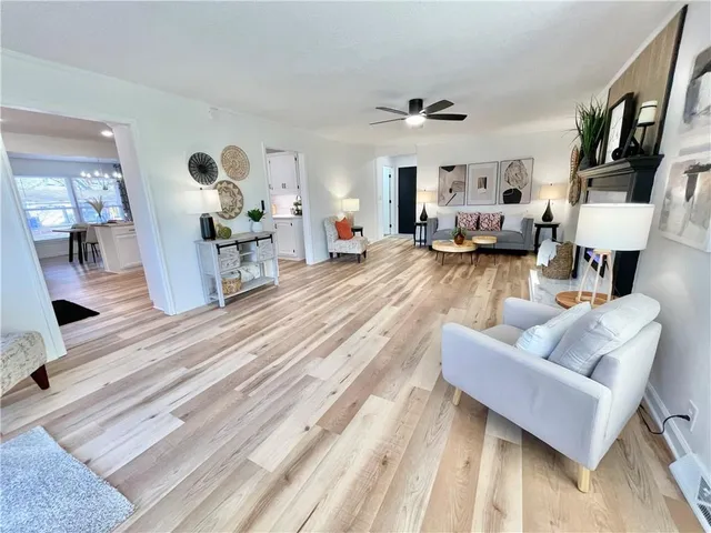 $324,900 | 6012 North Michigan Avenue, Gladstone, MO 64118