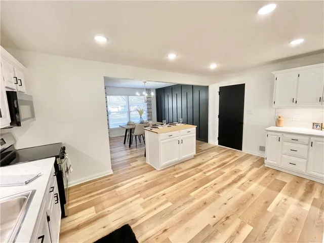 $324,900 | 6012 North Michigan Avenue, Gladstone, MO 64118