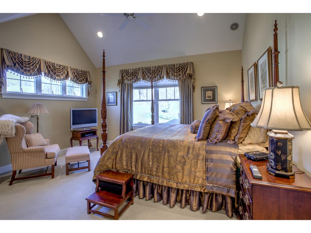 6 Baron's Way, Unit 6 Stratham, NH 03885 - Photo 17 of 32 Gallery Image 17
