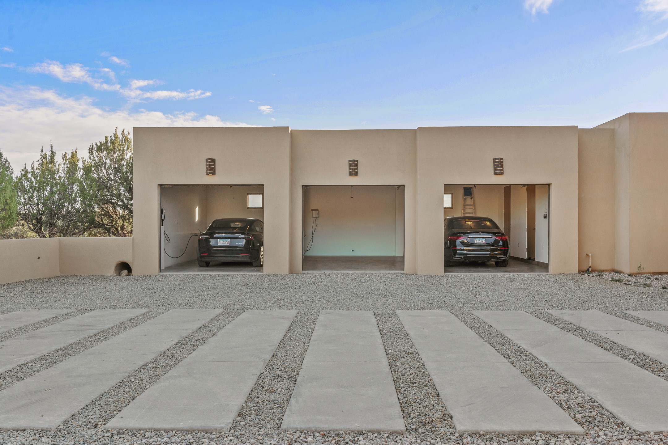 26 Bishops Dome Road Santa Fe, NM 87506 - Photo 24 of 68 Spacious 3-Car Garage