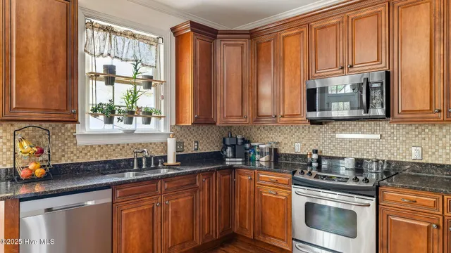 $460,000 | 8 Lodge Pole Lane, Pinehurst, NC 28374