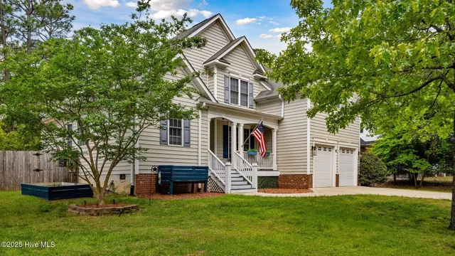 $460,000 | 8 Lodge Pole Lane, Pinehurst, NC 28374