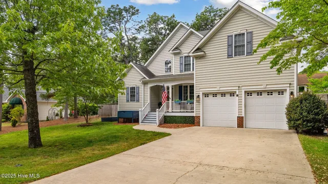 $460,000 | 8 Lodge Pole Lane, Pinehurst, NC 28374