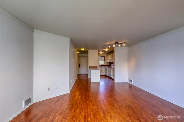 $2,060 | 19764 3rd Avenue Northeast, Unit D50, Poulsbo, WA 98370