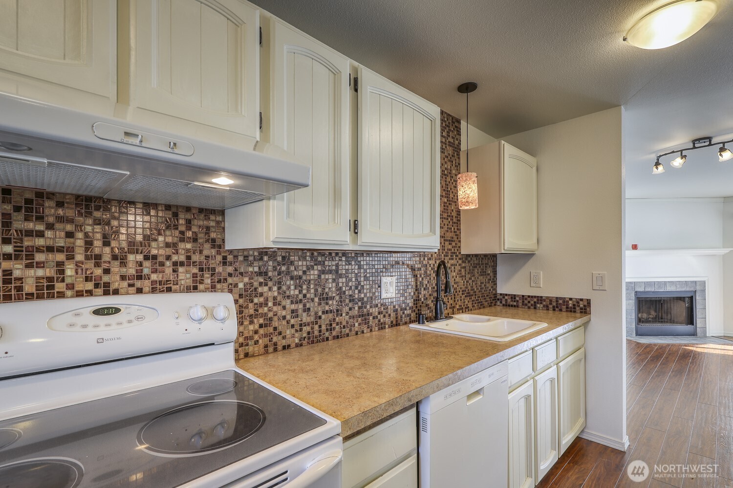 19764 3rd Avenue Northeast, Unit D50 Poulsbo, WA 98370 - Photo 24 of 30