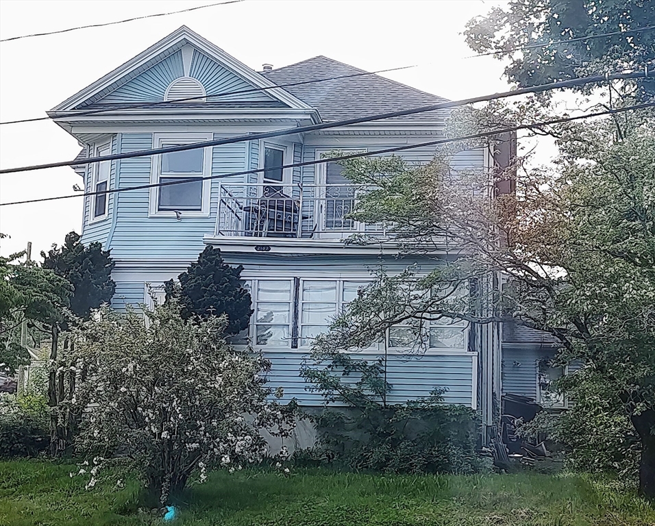 2107 Riverside Avenue Somerset, MA 02726 - Photo 3 of 33 Gallery Image 3