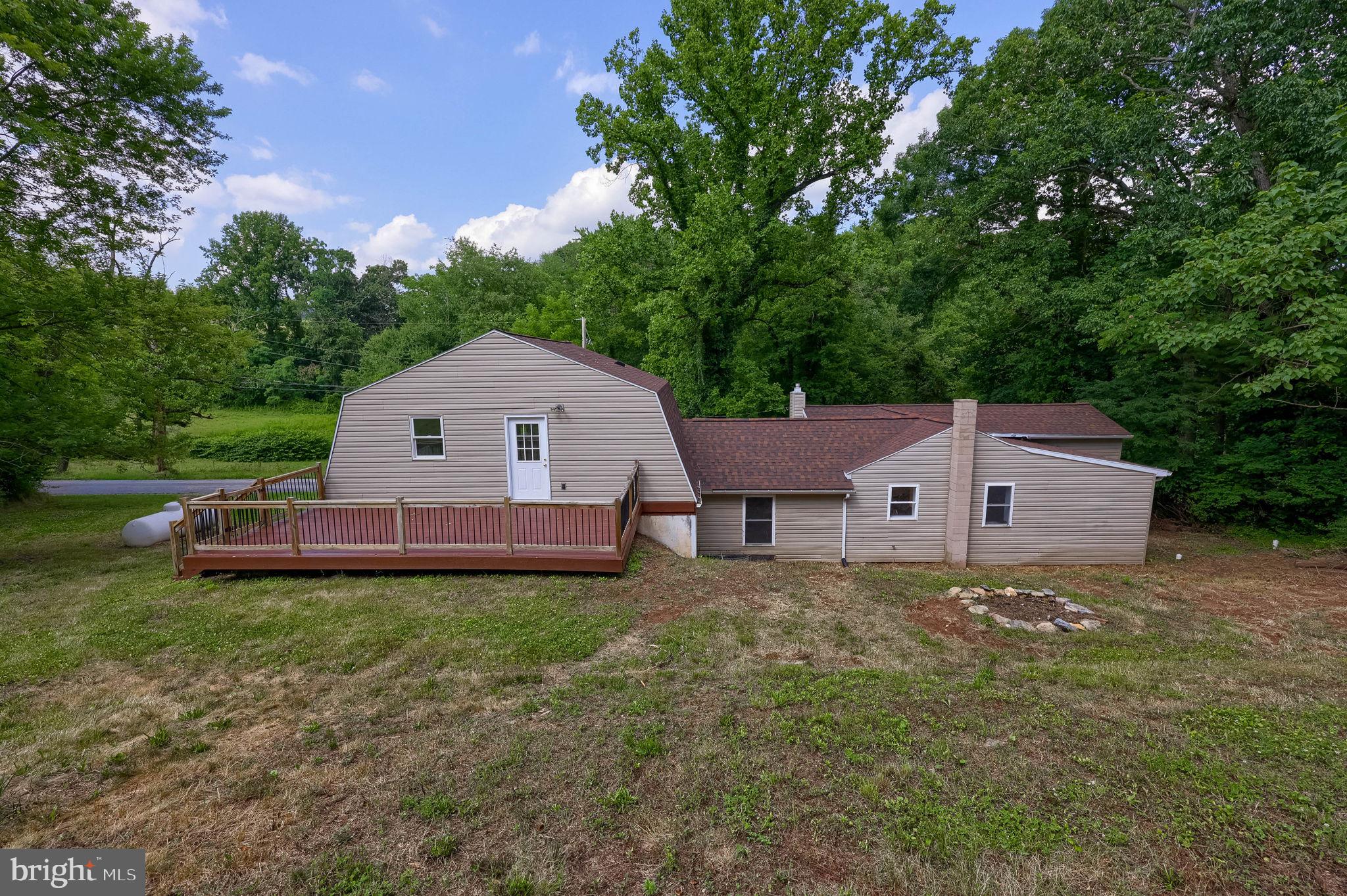 4810 Fake Road York, PA 17406 - Photo 6 of 48