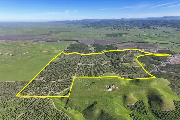 $4,450,000 | 0 East Sonora Road, Oakdale, CA 95361
