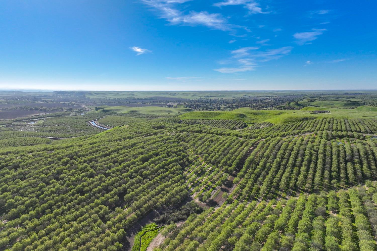 0 East Sonora Road Oakdale, CA 95361 - Photo 5 of 12 a view of an ocean and beach