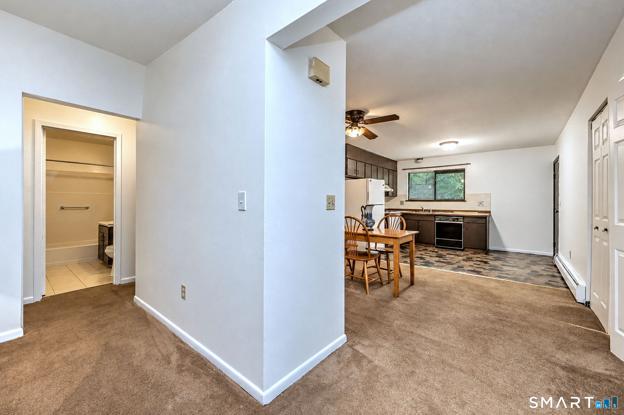 31 Kay Lane, Unit A Waterbury, CT 06708 - Photo 13 of 38 Gallery Image 13