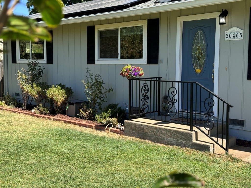 20465 West Walnut Drive Sonora, CA 95370 - Photo 1 of 1 Entry