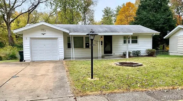 $110,000 | 128 Fenwick Drive, Ferguson, MO 63135