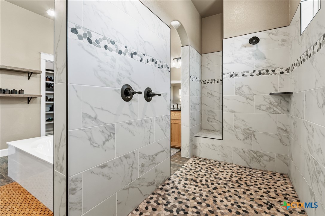 3644 Morgan Mill Road Kempner, TX 76539 - Photo 7 of 30 Primary Bathroom