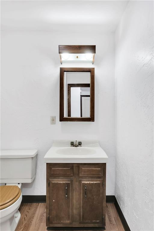 114 Greenlee Road Pittsburgh, PA 15227 - Photo 8 of 18 Gallery Image 8