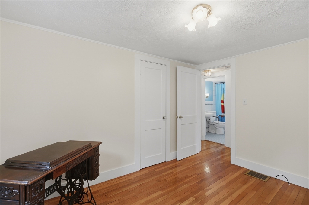 1 Brookhaven Road Worcester, MA 01606 - Photo 24 of 39