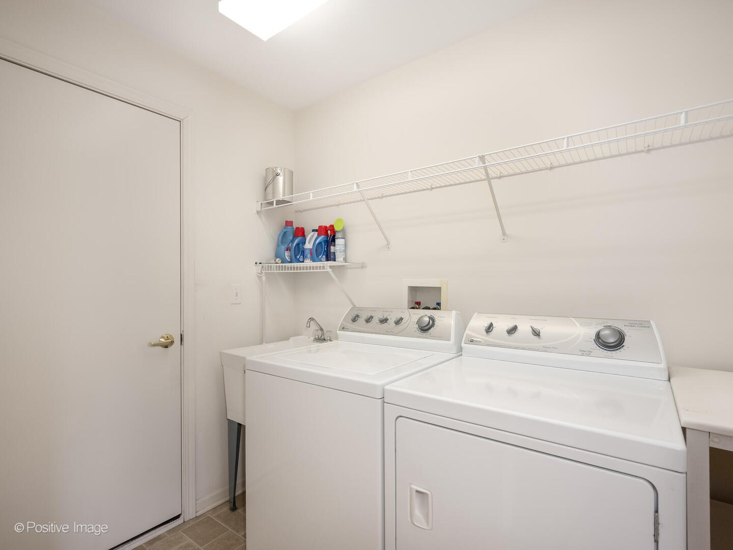 13497 Morgan Way Huntley, IL 60142 - Photo 16 of 19 a utility room with dryer and washer