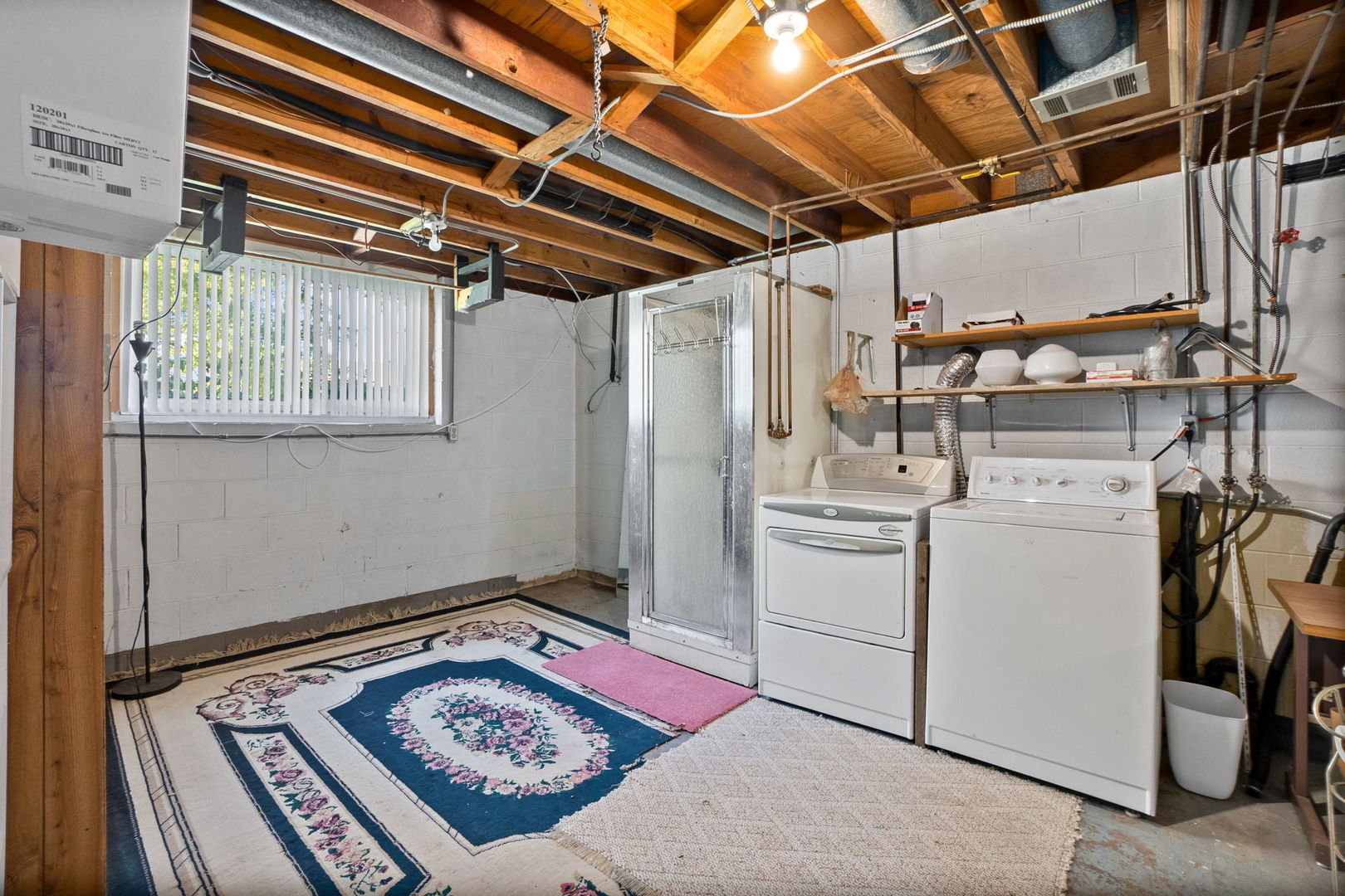 1275 Post Road Aurora, IL 60506 - Photo 18 of 30 a utility room with dryer and washer