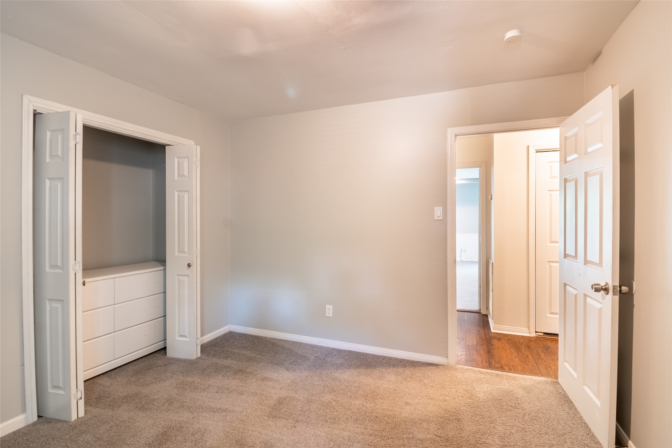 5607 Court Of York Houston, TX 77069 - Photo 38 of 45