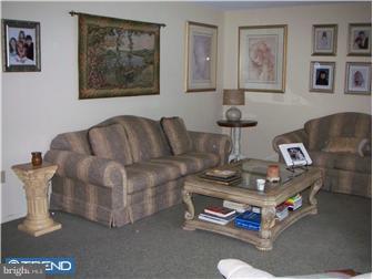 135 Line Road Robbinsville, NJ 08691 - Photo 2 of 12 Gallery Image 2